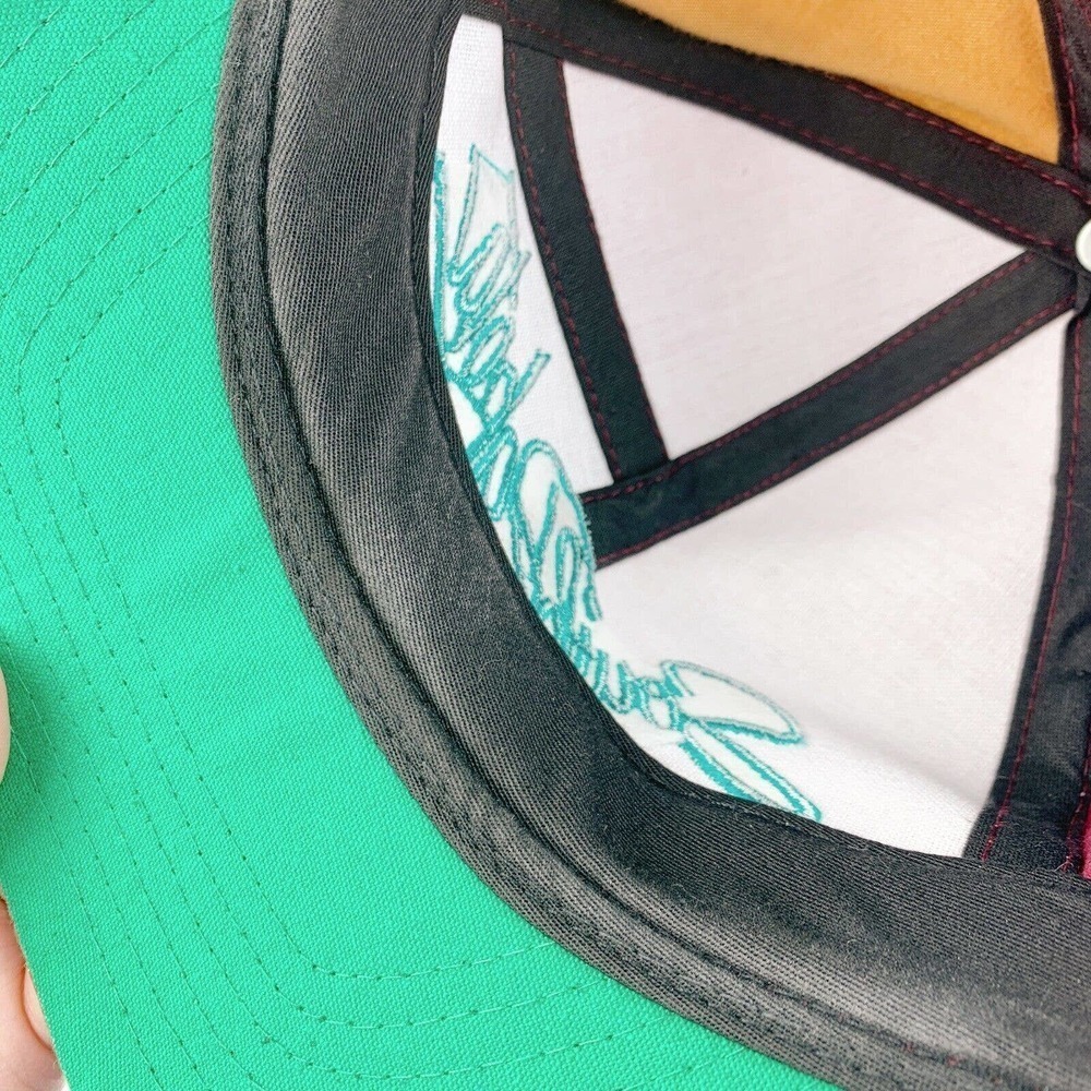 VINTAGE South Dakota Patchwork Rayon Multicolor Snapback Trucker Hat Cap - Picture 5 of 8